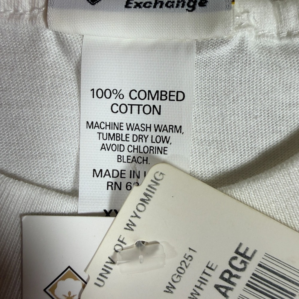University of Wyoming T-Shirt Mens XXL White Steamboat Cowboy Logo NWT Cotton - Picture 4 of 7